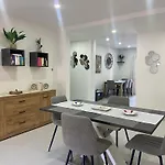 New 3 Bed With Communal Pool *