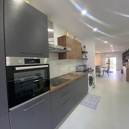 New 3 Bed With Communal Pool Apartment St. Paul's Bay