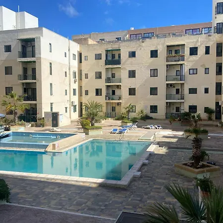 Apartman The Poolside Three San Pawl il-Baħar